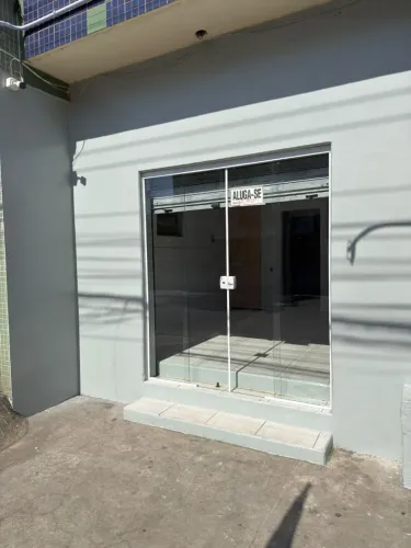 Linda loja em Itapuã