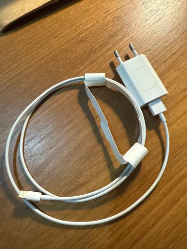 Carregador Apple com Cabo Lightning Original