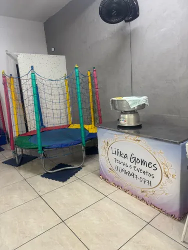 Locação de barraca de algodão doce e pipoca salgada