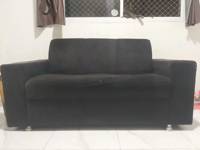 Sofá de 3 lugares USADO!! MENOR VALOR POIS PRECISO DE ESPAÇO 
