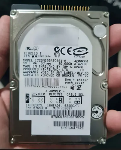 Ibm Ic25n030atcs04-0 Travelstar 30gb 4200rpm Ide 2.5-inch Hd