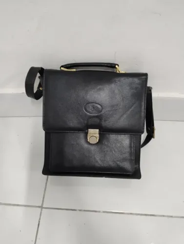 Bolsa Capanga Masculina Couro Legítimo - Marca Castros - Estilo Retrô