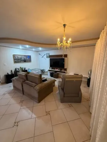 Tiplex com 5 quartos á venda em Santos