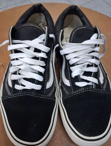 Vans original  38 palmilha  25.5  esta bom soldado meio gasto 