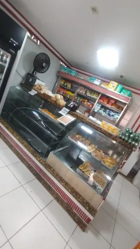 Balcão de pão e prateleira para pão