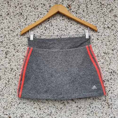 Short saia esportivo Adidas P