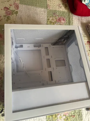 Gabinete gamer branco pichau mancer