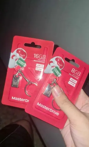 Pen Drive Atualizado 8gb/16gb