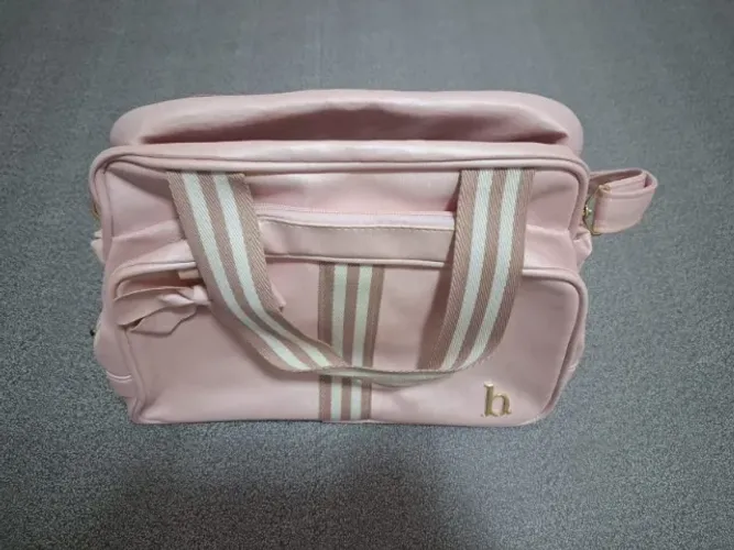 Bolsa maternidade com Alça e Bolsos Externos e internos ( Perfeito estado)