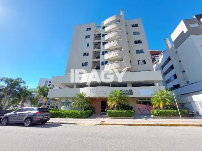 Excelente Apartamento 2 dormitório(s) em Córrego Grande - Florianópolis