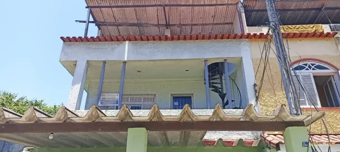 Casa à venda com 2 quartos, Parque Leopoldina, Campos dos Goytacazes, RJ