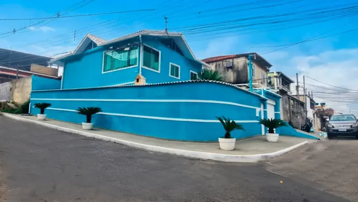 Casa para venda tem 200 metros quadrados com 4 quartos
