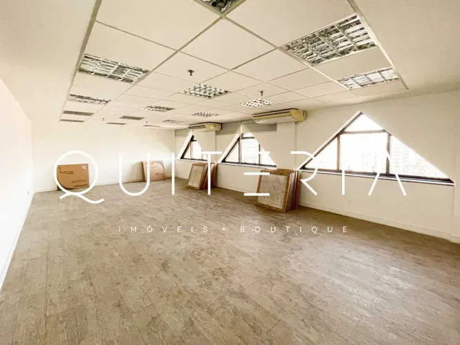 Sala comercial no Leblon Ataulfo de Paiva e Afrânio de Melo Franco