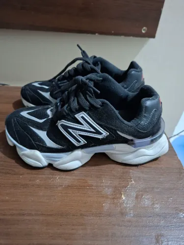 Tênis Feminino (02 pares seminovos)