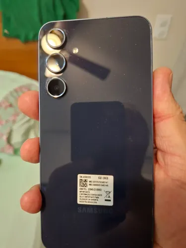 Celular A55 seminovo novo