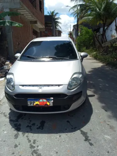 Fiat Punto Attractive 1.4 Fire Flex 8V 5P 2017