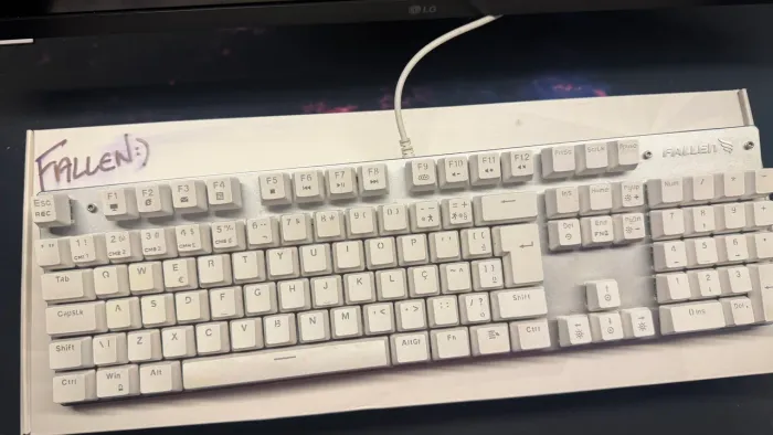 Teclado Fallen Ace - Autografado
