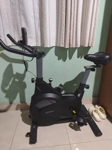 BICICLETA ERGOMÉTRICA, NOVINHA, SUPER CONSERVADA!