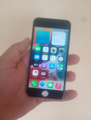 iPhone 6s 32 GB iCloud livre biometria ok câmera impecável bateria 100% faço entrega 