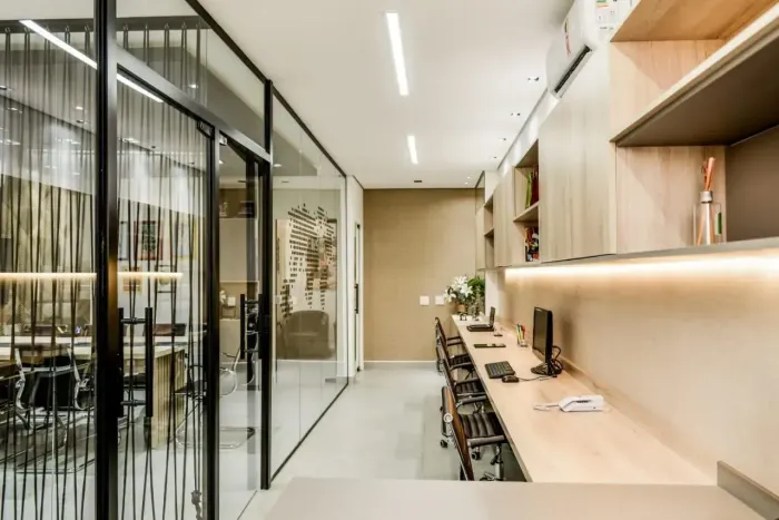 RA Lima Aluga Sala Comercial, 56 m², Mobiliado, Edifício Alpha Office Place, Jardim Aquari