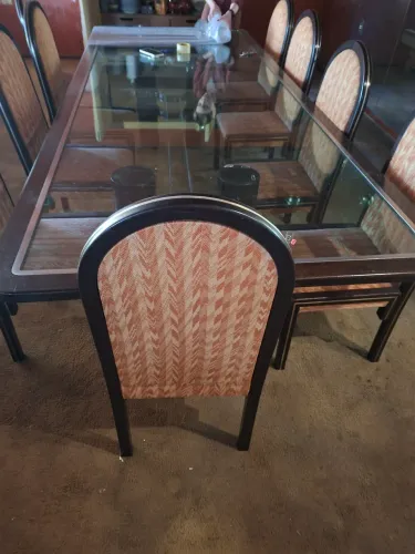 Mesa de jantar 12 lugares com cadeiras