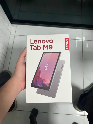 Tablet Lenovo Tab M9