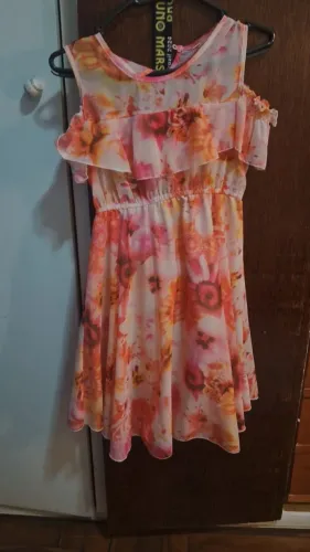 Vestido floral convidada casamento infantil