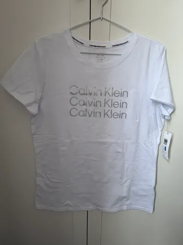 Camiseta feminina original nova Calvin Klein