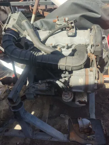 Motor a gasolina de Fiat Uno S 1.5 FIASA 1992