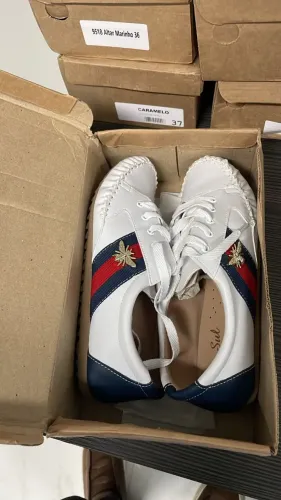 Sapatos femininos ortopédicos NOVOS na caixa!