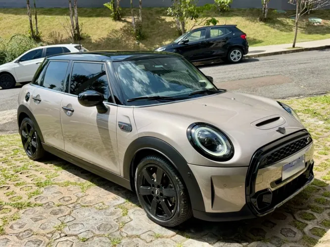 Mini Cooper S 2.0 Turbo 16V 5P Aut. 2024