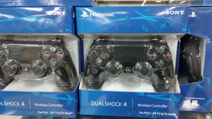 Controle para Ps4 sem fio (em promoção) ac. cartao e entrego