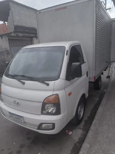 Caminhão HR V/T