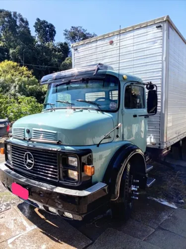 Caminhão toco, MB 1114 zap *