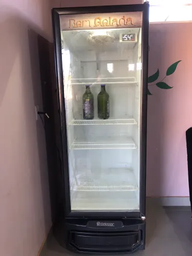 Freezer cervejeiro Gelopar