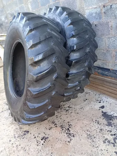 Penel agrícola aro 18 4 30 usado Ibiúna sp