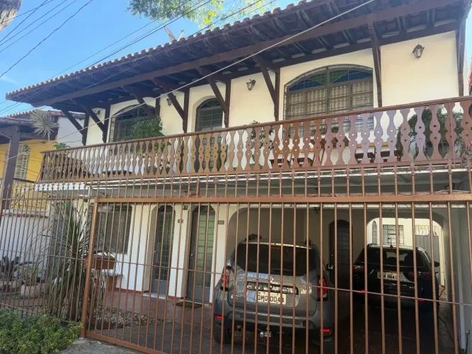 Imóvel para aluguel possui 150 metros quadrados com 3 quartos em Santa Branca - Belo Horiz