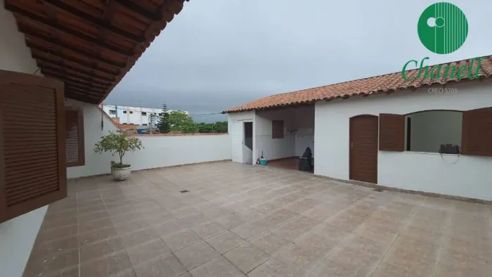 Casa com 4 dormitórios para alugar por R$ 2.611/mês - Guarani - Cabo Frio/RJ