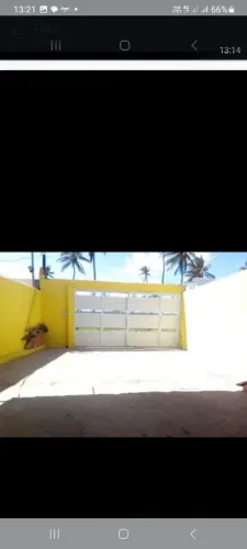Aluga se casa na praia da costa com piscina com acesso a praia