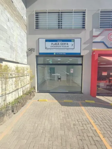 Salão Comercial c/ 50m², para aluguel no Centro na Bom Jesus dos Perdões por 2.000,00