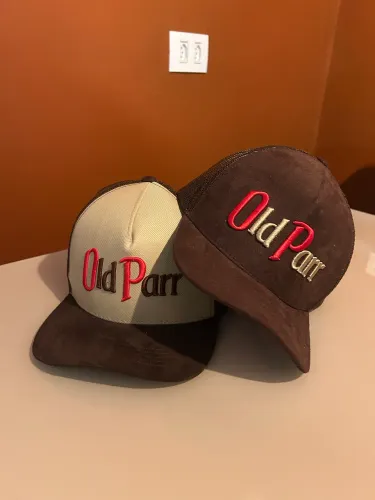 Bonés Old Parr