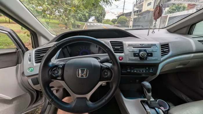 Honda Civic Sedan LXS 1.8/1.8 Flex 16V Aut. 4P 2013
