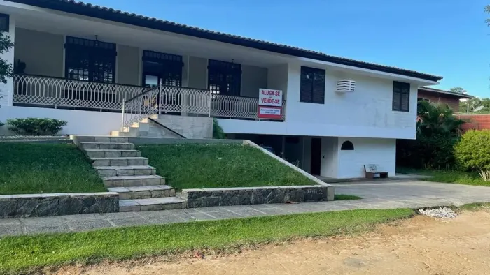 Casa de condomínio para venda com 500 metros quadrados com 7 quartos