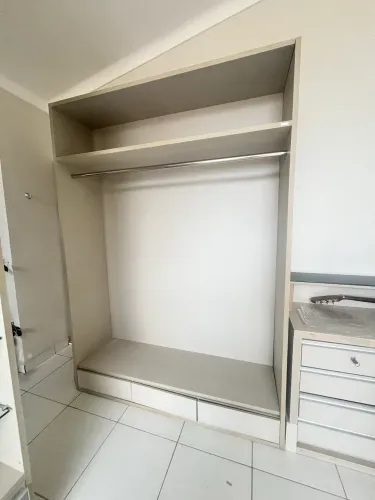 Móvel para loja/ expositor de roupas/guarda roupa