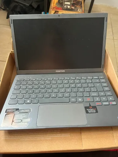 Vendo Notebook Positivo Motion gray C4128Ei