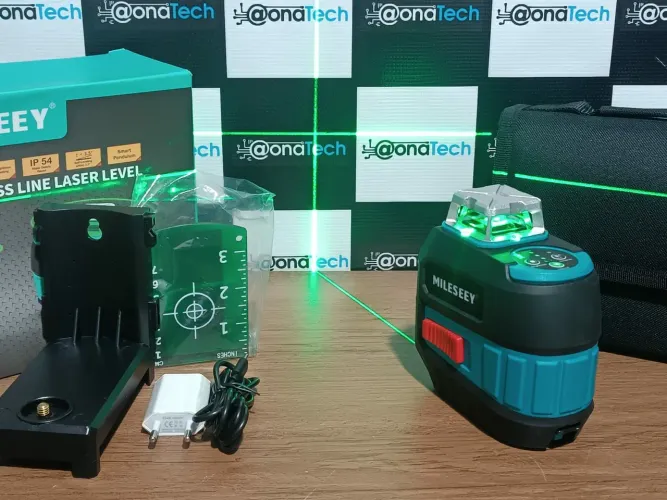 Nível a laser 5 linhas 25M interno com bateria recarregável