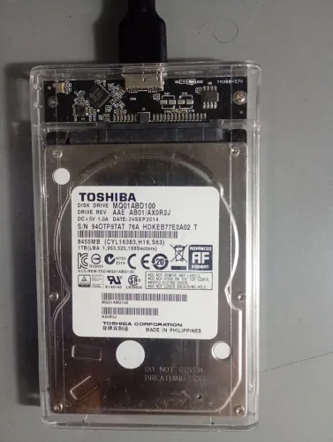 HD externo 1tb USB - Toshiba