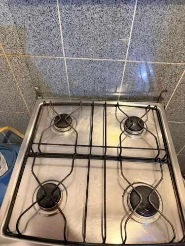 fogão 4 bocas com forno funcionando perfeitamente!