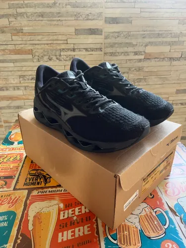 Tênis Mizuno Wave Legend 4