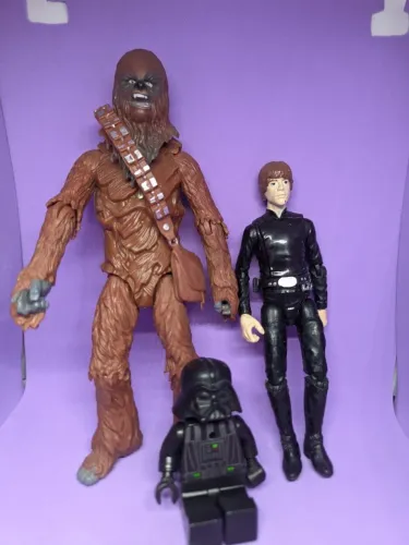 Lote Star Wars: Action Figure Chewbacca + Luke Skywalker (Brinde Darth Vader)